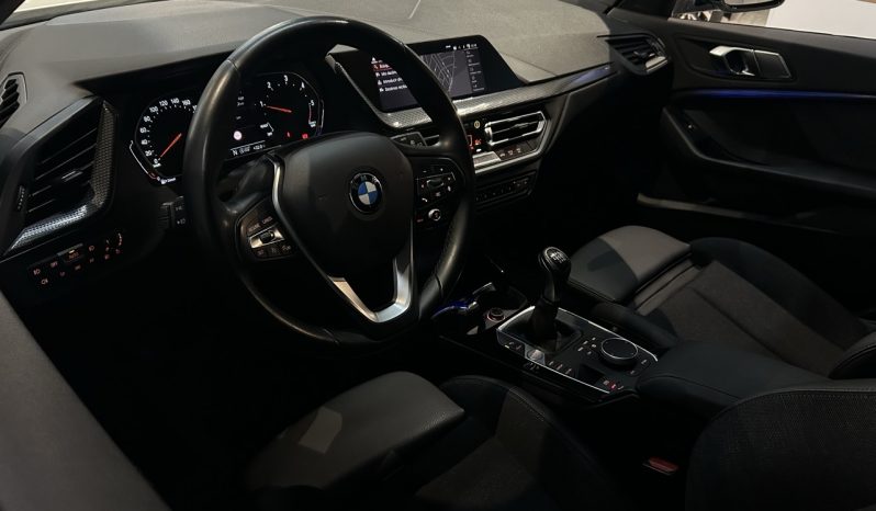 
								BMW Serie 1 116d full									