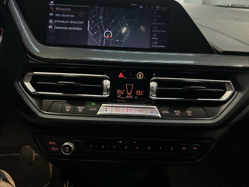 
								BMW Serie 1 116d full									