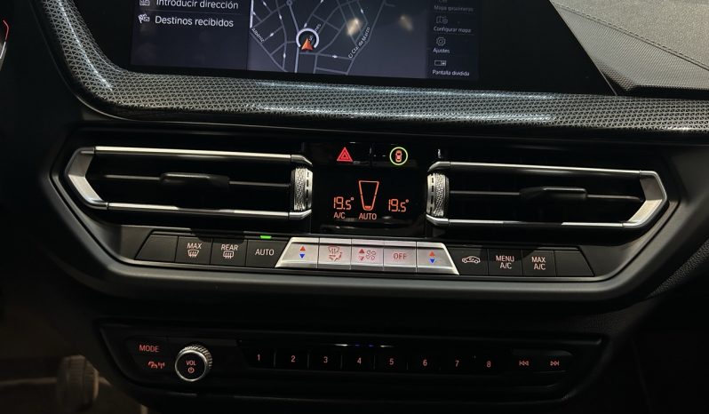 
								BMW Serie 1 116d full									