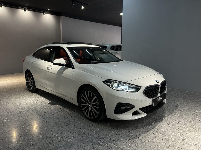 
								BMW Serie 2 220d full									