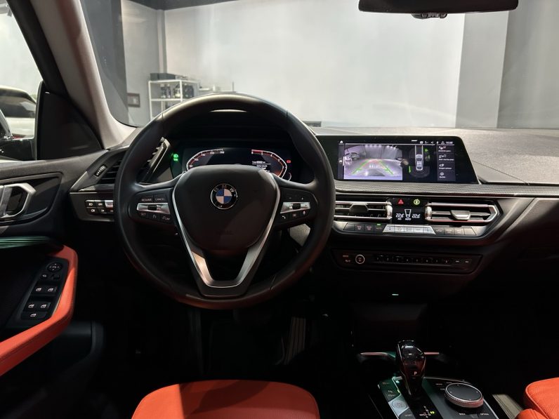 
								BMW Serie 2 220d full									