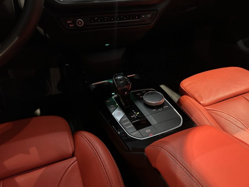 
								BMW Serie 2 220d full									