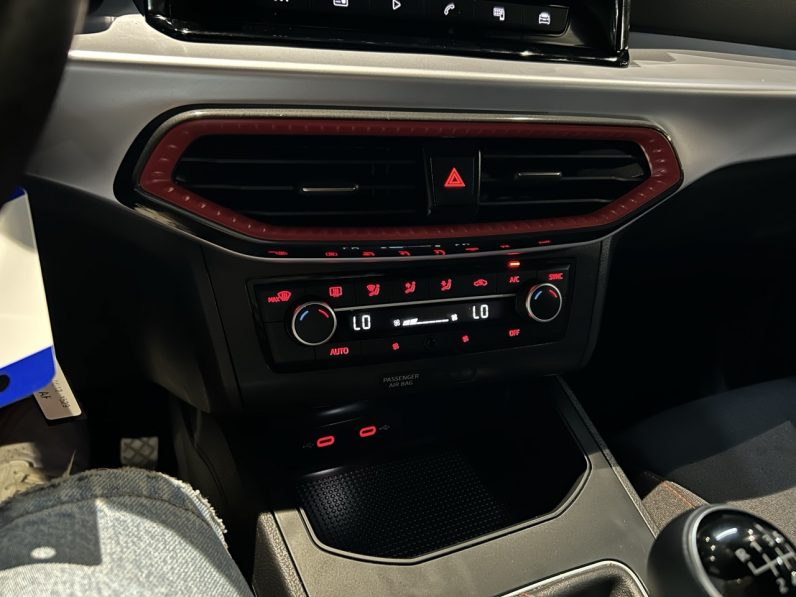 
								Seat Ibiza FR full									