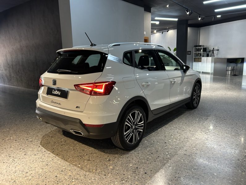 
								Seat Arona FR XM full									