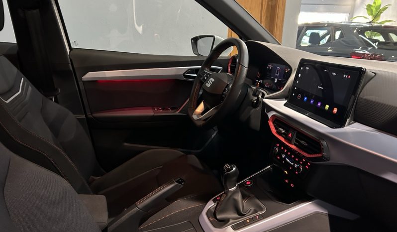 
								Seat Arona FR XM full									