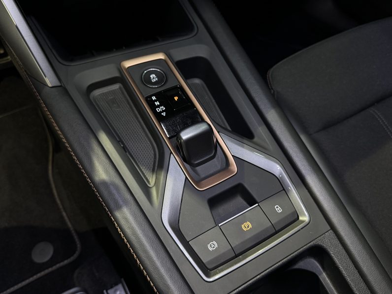 
								Cupra Formentor 1.5 ETSI full									