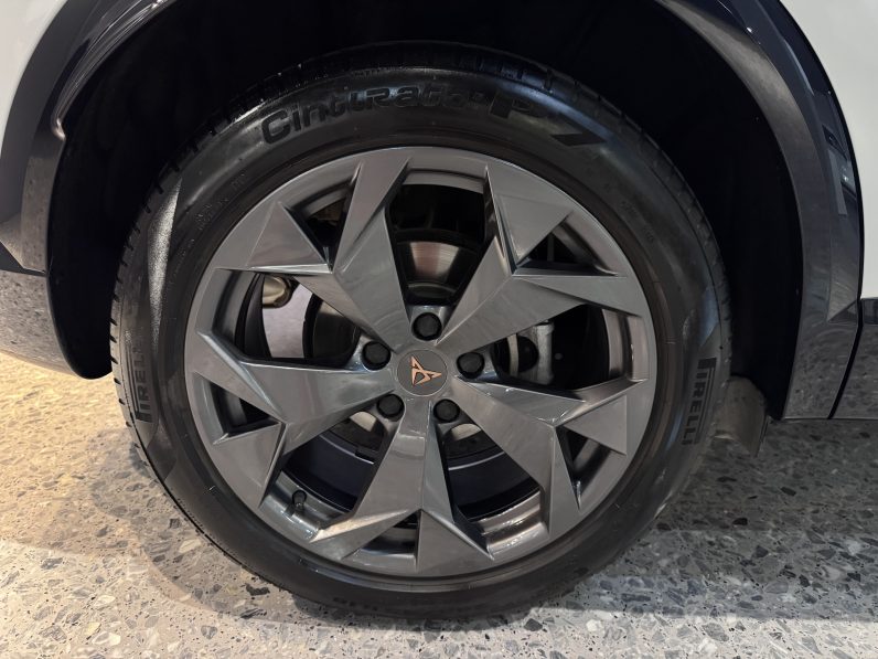 
								Cupra Formentor 1.5 ETSI full									
