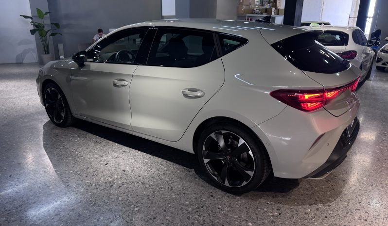 
								Cupra Leon 1.5 ETsi full									