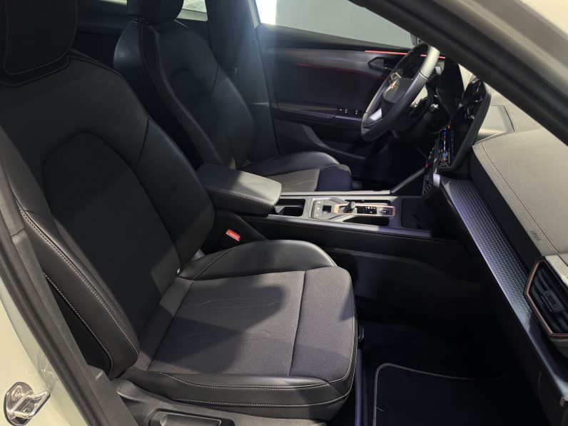 
								Cupra Leon 1.5 ETsi full									