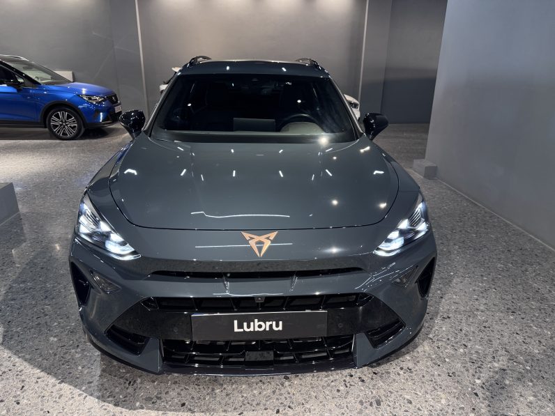 
								Cupra Formentor 1.5 E-Hybrid full									