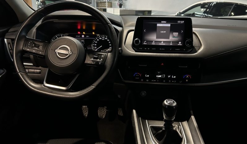 
								Nissan Qashqai full									
