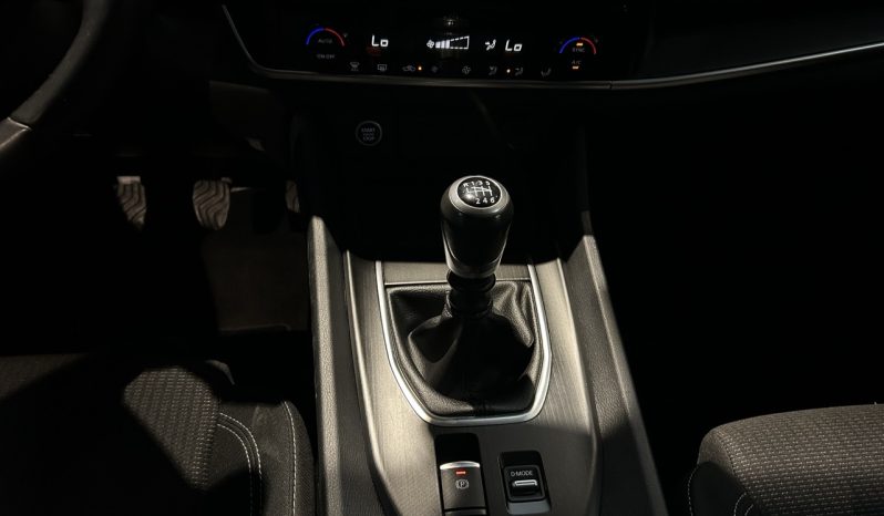 
								Nissan Qashqai full									